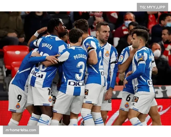 毕尔巴鄂竞技西甲主打传统风格,边路进攻犀利